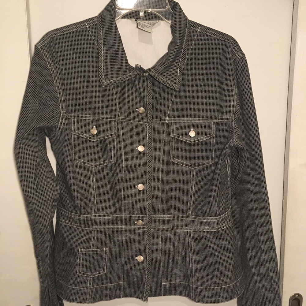 MAC & JAC , BLACK AND WHITE JACKET, 3 POCKET,